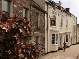 Browns Hotel - Laugharne Browns Hotel - Laugharne