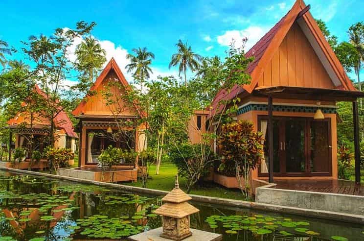 เกาะกูด อ่าวพร้าว บีช รีสอร์ต