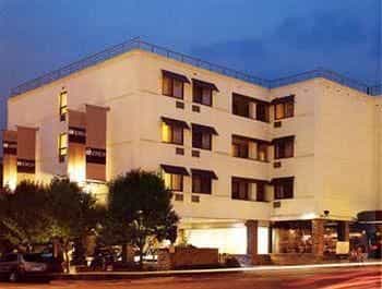 The Andrew Hotel