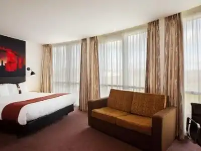 Holiday Inn Salisbury-Stonehenge By IHG Holiday Inn Salisbury-Stonehenge By IHG