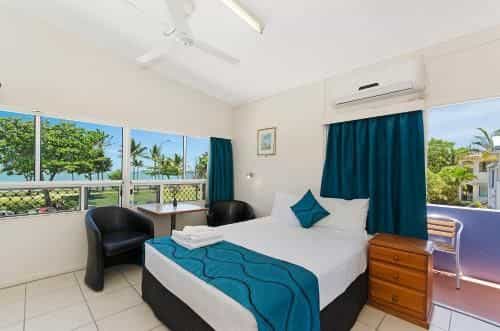 Strand Motel