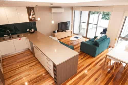 7 Falls Apartments
