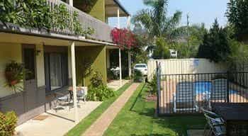 Sandpiper Holiday Units