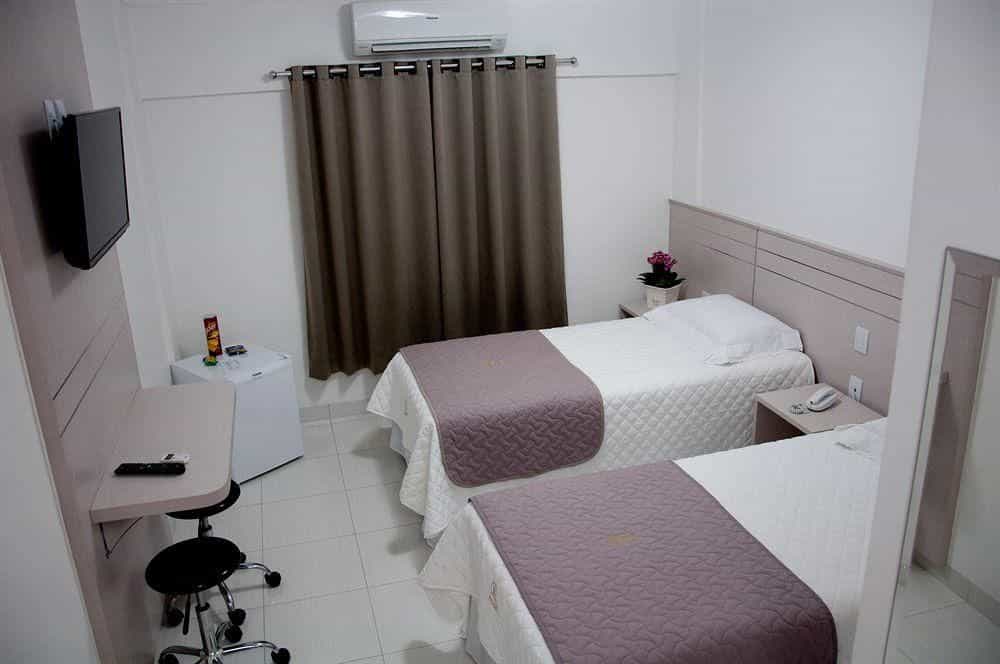 Roari Hotel