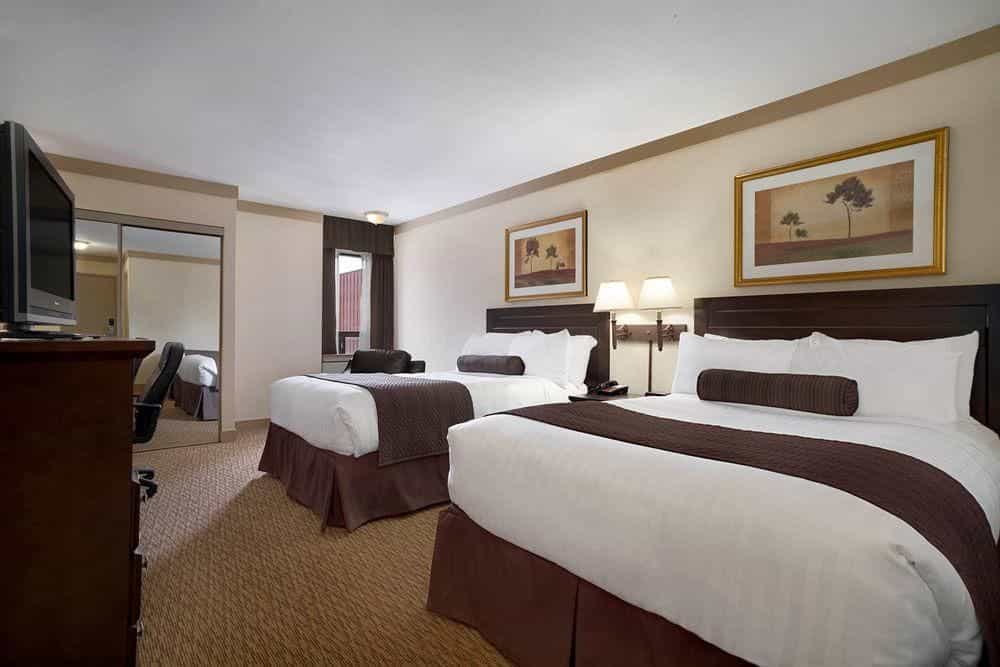 Days Inn & Suites Sault Ste. Marie