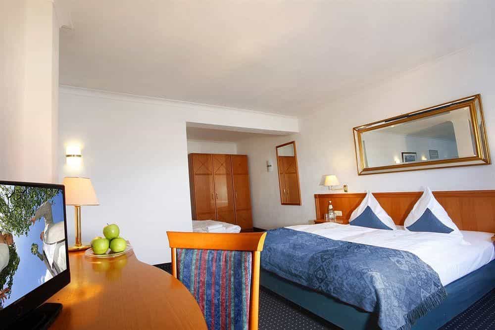 Royal by Centro Comfort