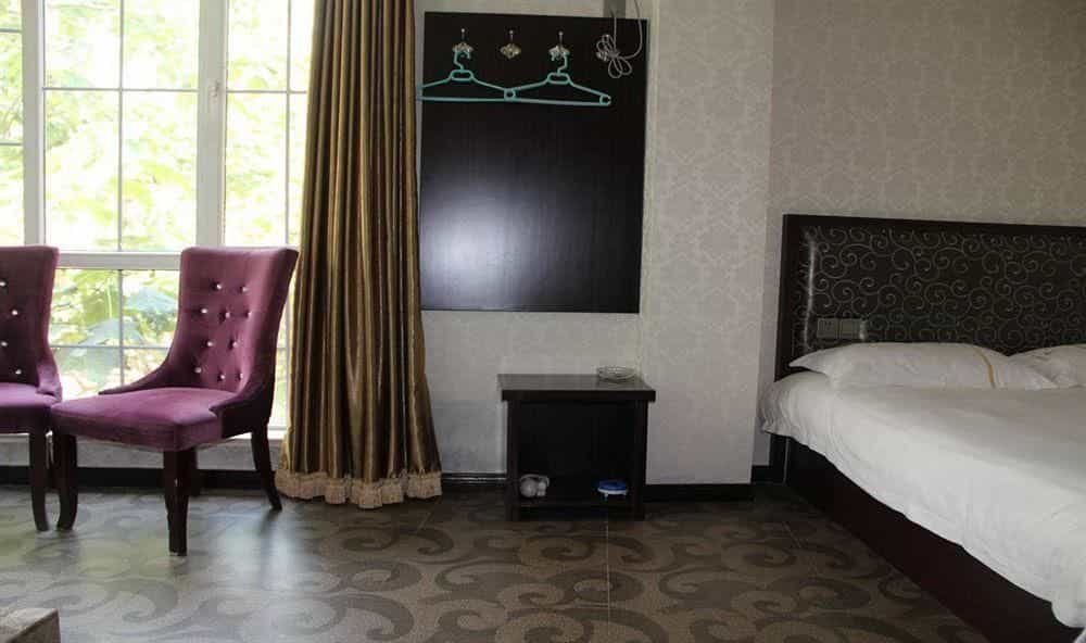 Qingdao Dream Ship Hotel