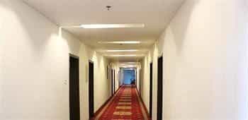 Urumqi Light Hotel