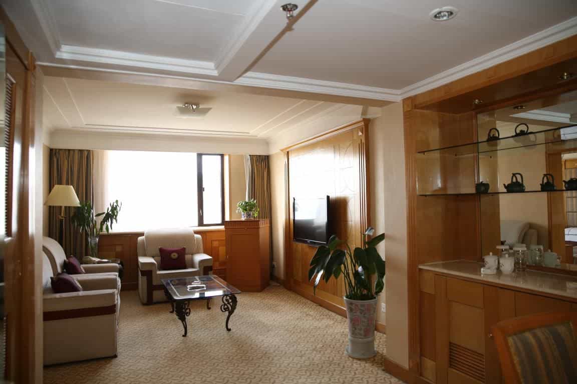Zhaojun Hotel - Hohhot