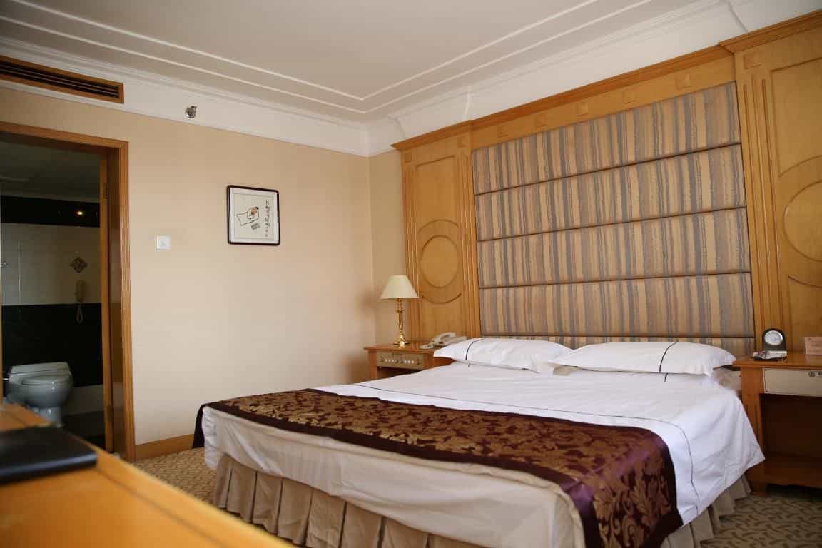 Zhaojun Hotel - Hohhot