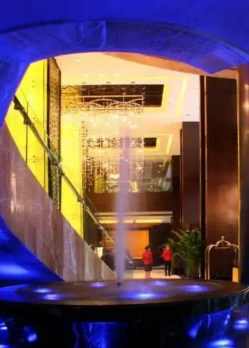 CELEBRITY CITY HOTEL