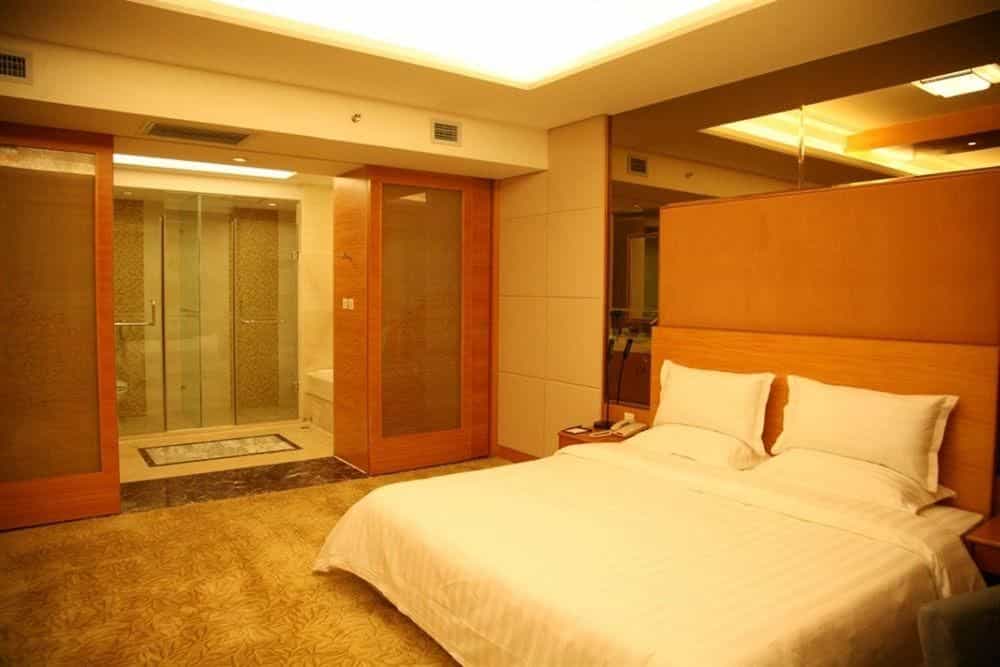 Bolt Hotel