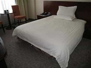 GreenTree Inn Suzhou Amusement Land Hotel