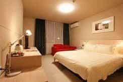 Jinjiang Inn Yingchuan Xinyue Square
