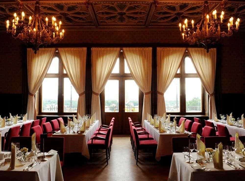HOTEL SCHLOSS ECKBERG