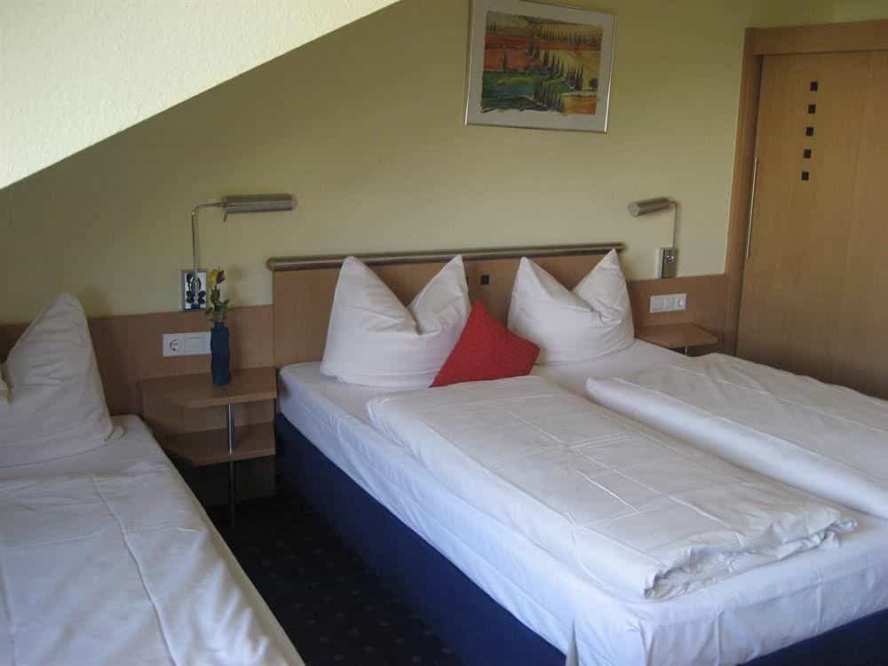 HOTEL IFEN