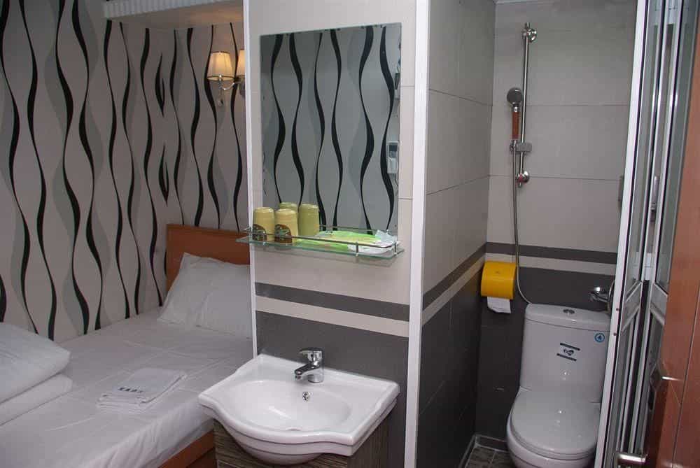 Star Metro Hotel