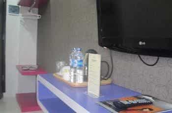 Candi Hotel