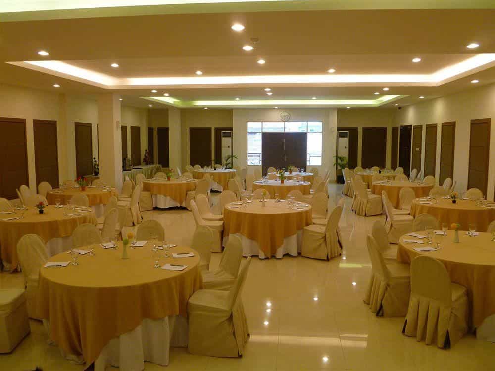 โรงแรมโจลิน มาคาสซาร์