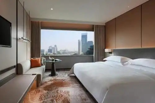 โรงแรมมิลเลนเนียม ฮิลตัน กรุงเทพ โรงแรมมิลเลนเนียม ฮิลตัน กรุงเทพ