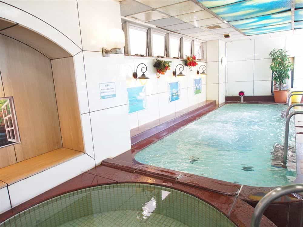 Capsule and Sauna New Century