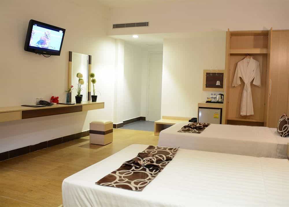 Moon Julie Hotel