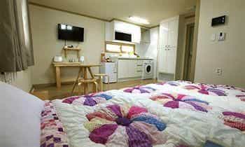 SS Guesthouse