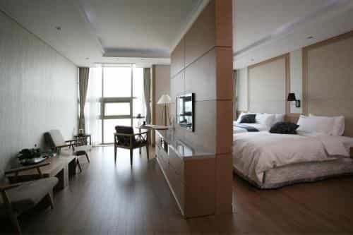 โรงแรมเบนิเกีย ยอซู