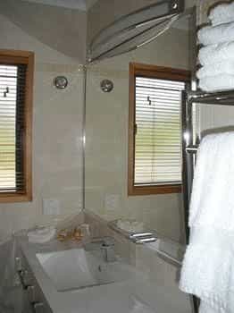Endeavour Lodge
