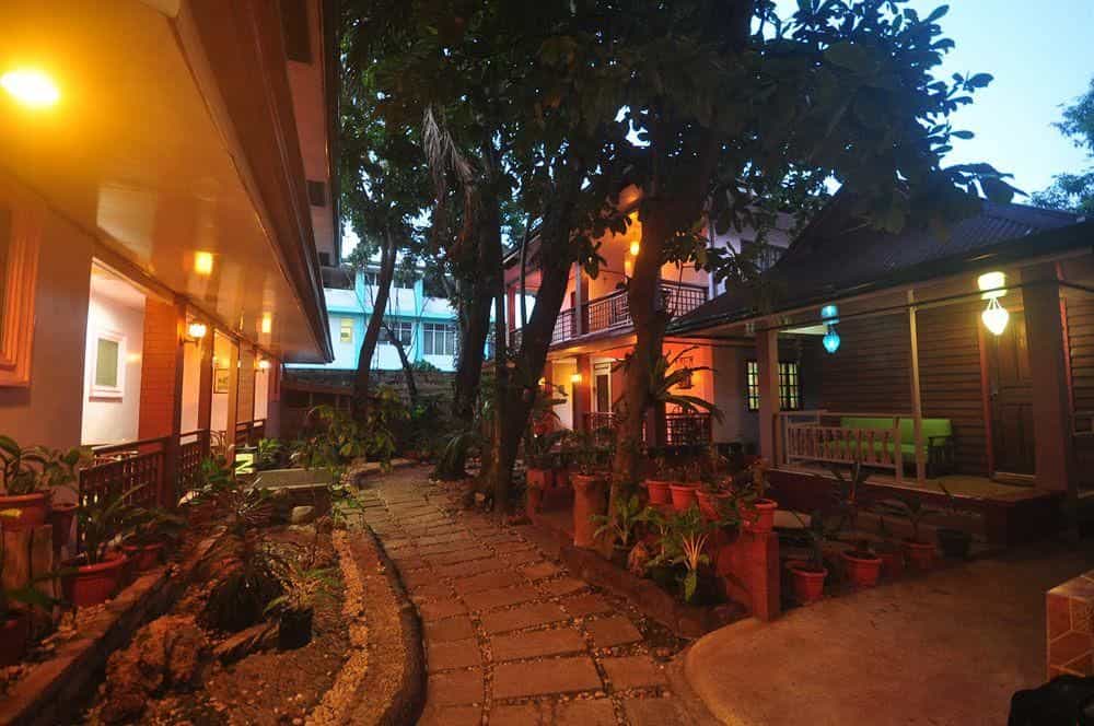Lola Itang Pension House & Restaurant Lola Itang Pension House & Restaurant