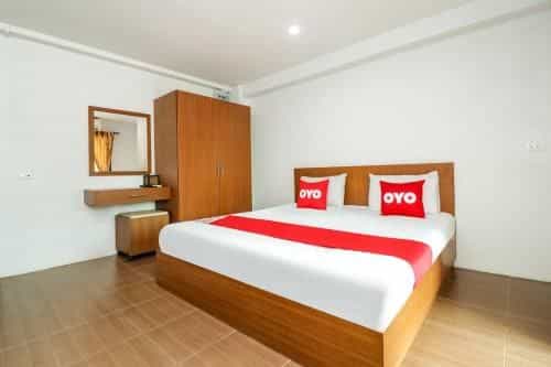 OYO 227 Suchaya House near Hua Hin Hospital