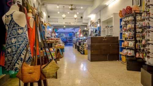 Gotum Hostel 2 & Money Exchange