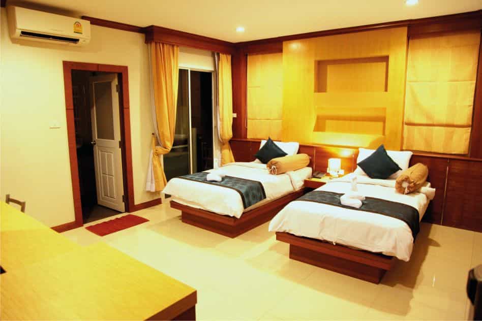 โรงเเรม ไนลอนส์