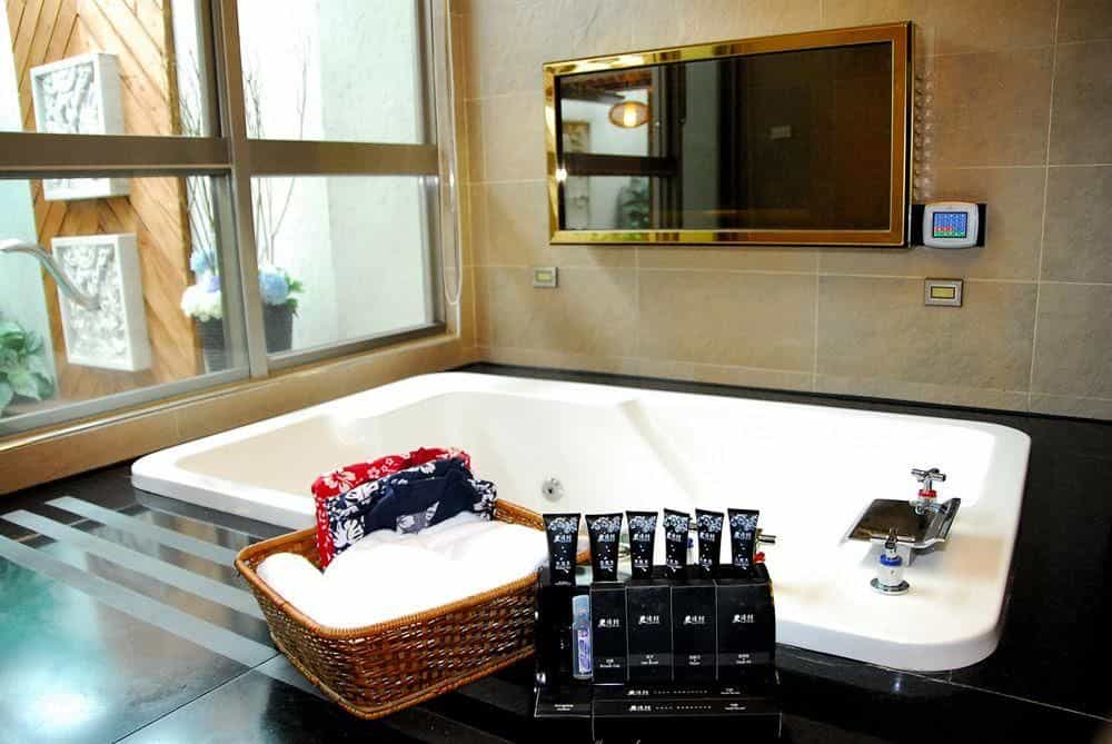 U-com Leisure Fashion Motel