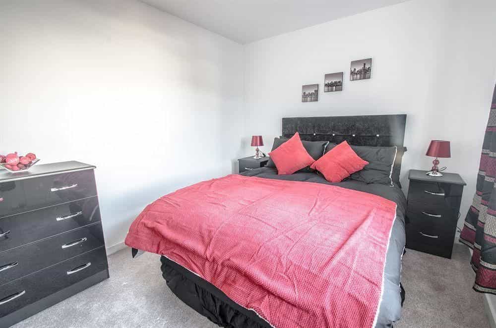 AM-PM City Centre Apartments