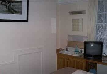 Marina Lodge Guest House
