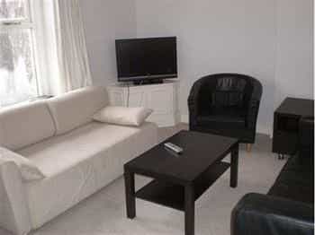 Flat 5 Cardiff Flat 5 Cardiff
