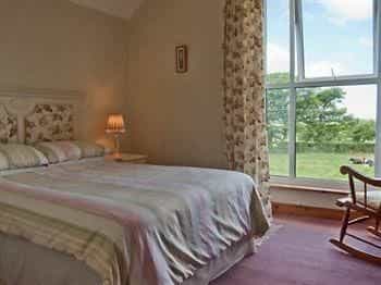 Dinas Farm Dinas Farm