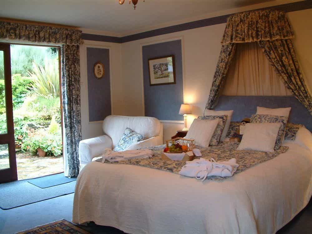 Tor Cottage - B&B