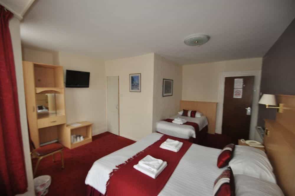 The Port Hotel The Port Hotel