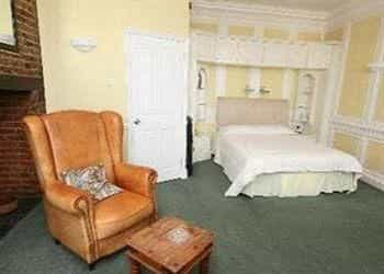 La Piette Hotel
