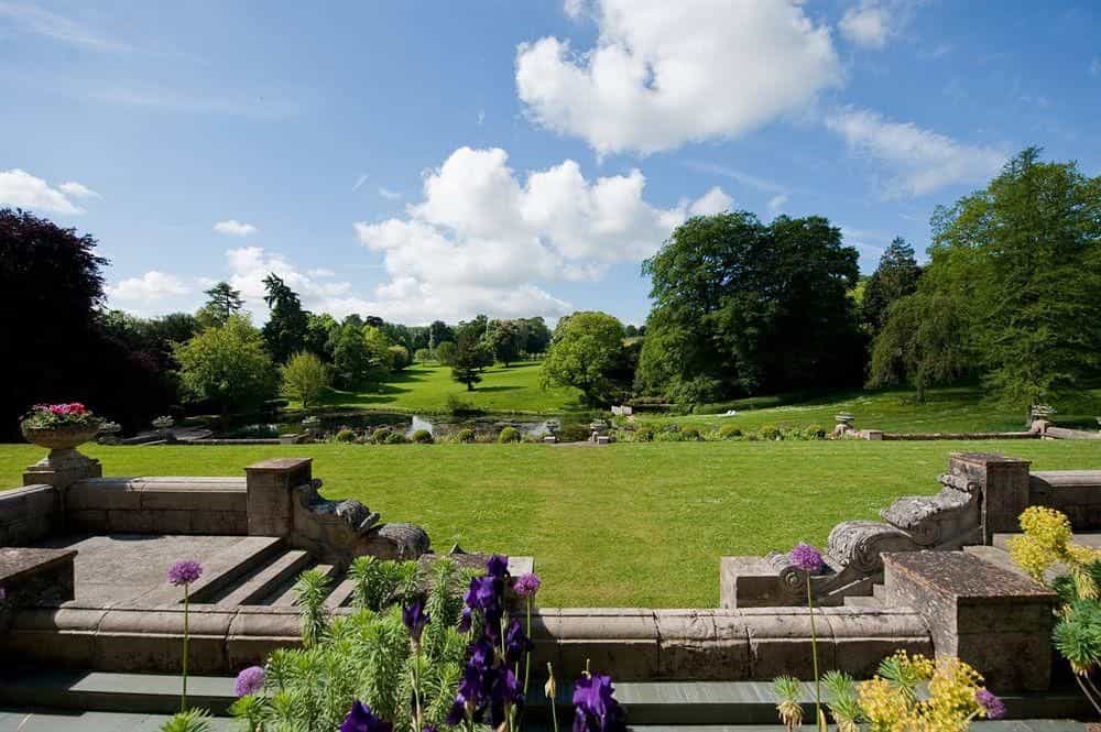 COWLEY MANOR COWLEY MANOR