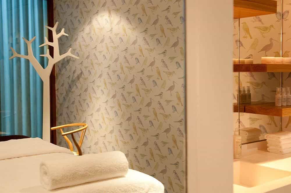 COWLEY MANOR COWLEY MANOR
