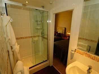 Camilla House - Guest house