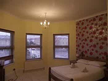 Rooftree Guest House