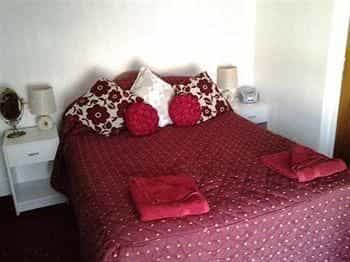 Lawnswood Holiday Apartments Lawnswood Holiday Apartments