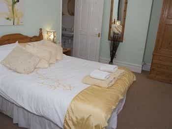 Harlequin Guest House Harlequin Guest House