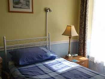 Old Pier Guest House