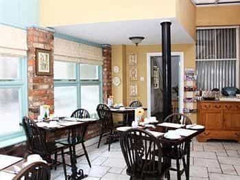 Bowen House - Guest house