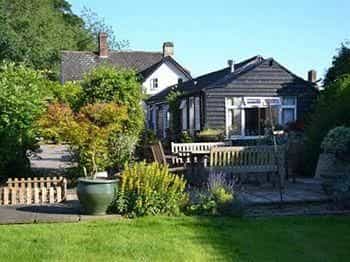 Wisteria Cottage B&B Wisteria Cottage B&B